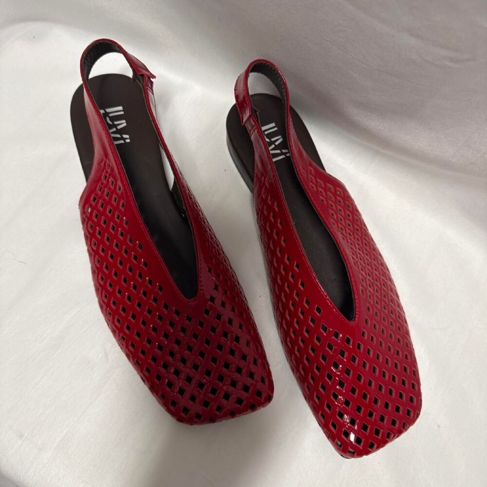 Women's Red Slides - Picture 2 of 4
